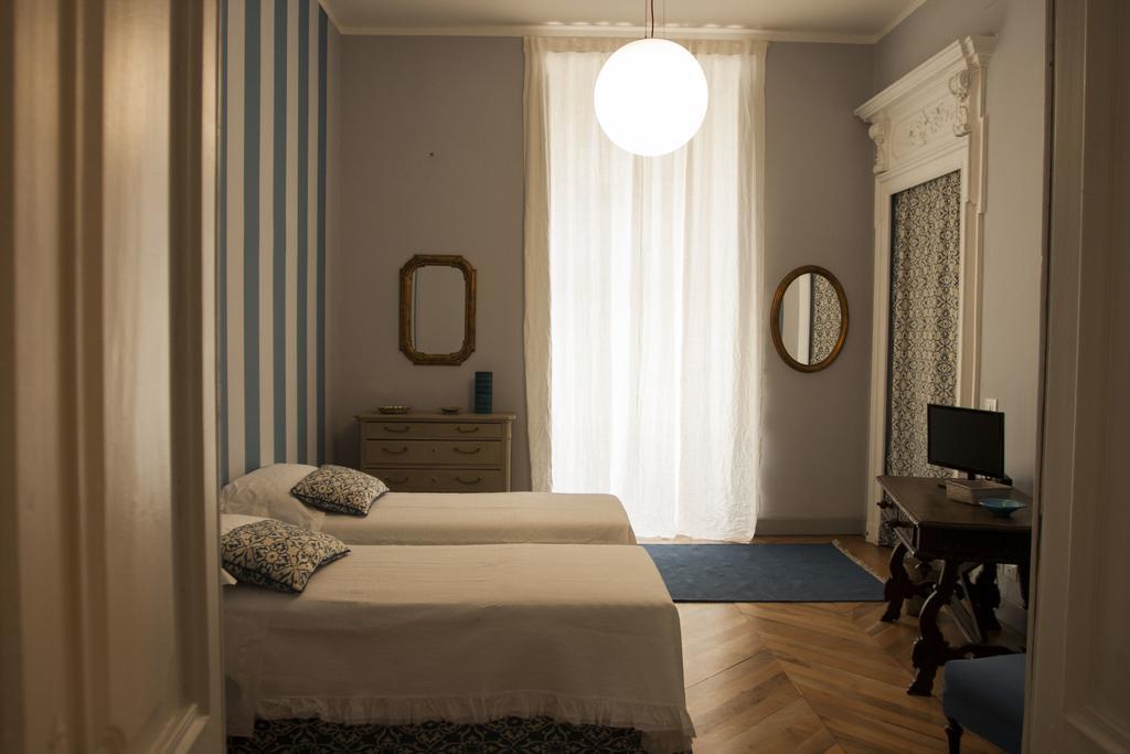 Palazzo Bellini Panzió Torino Kültér fotó